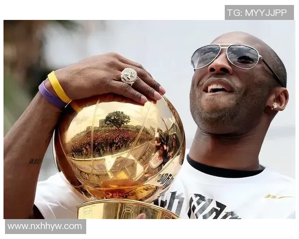 科比传奇：从篮球场到人生舞台的辉煌与启示